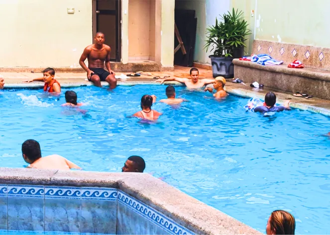 Complejo Deportivo y Piscina