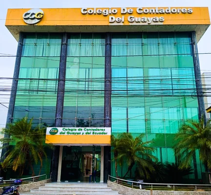 Sede del Colegio de Contadores del Guayas en la Cdla. Atarazana